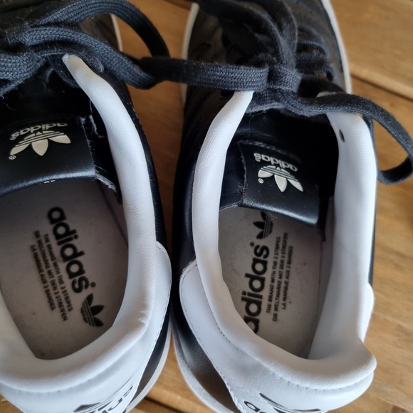 Adidas black leather trainers uk 8 - Picture 6 of 8
